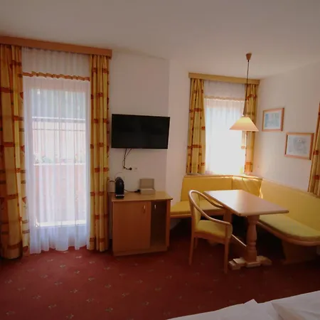 Haus Dorfblick Гостевой дом