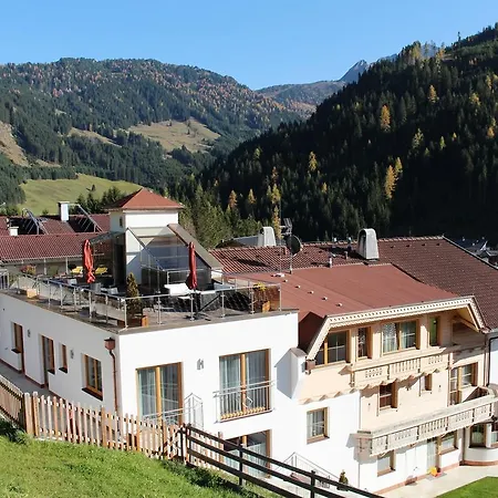 Гостевой дом Haus Dorfblick 4*