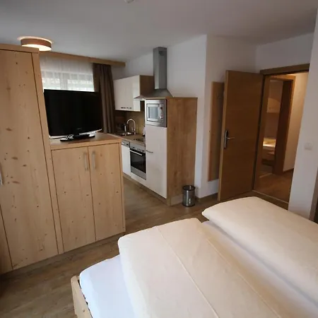 Haus Dorfblick Гостевой дом