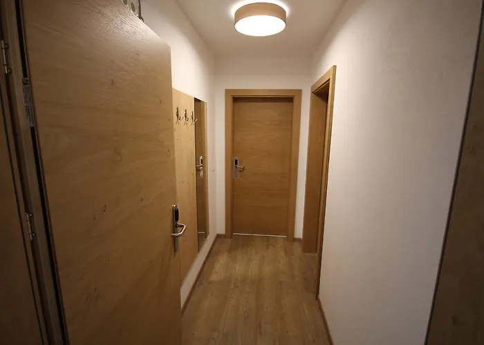 Haus Dorfblick ゲストハウス 4*