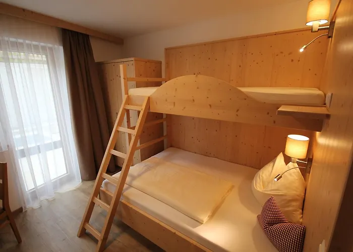 Gasthuis Haus Dorfblick 4*