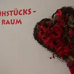 Haus Dorfblick בית הארחה
